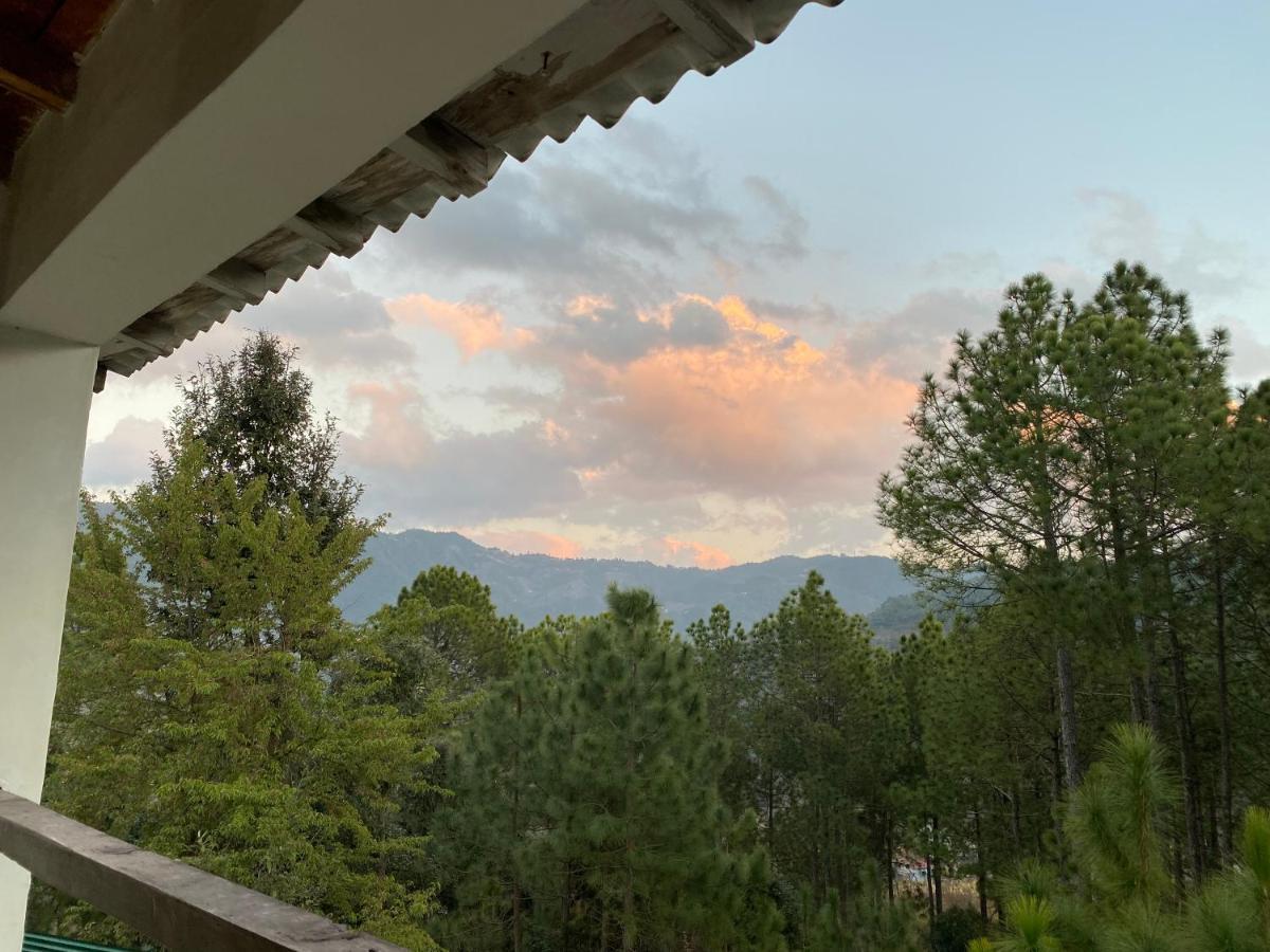 Happy Dervish Homestay Mukteshwar Eksteriør bilde