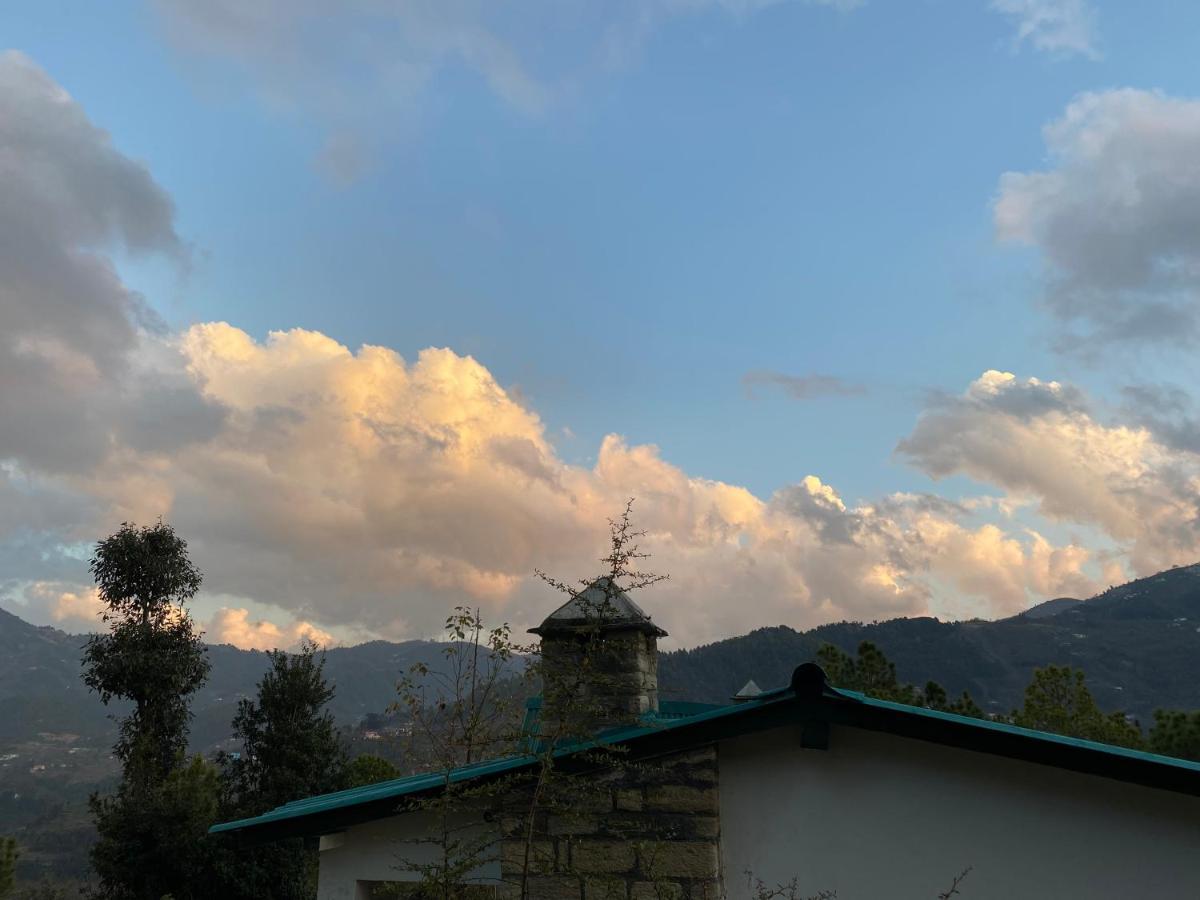 Happy Dervish Homestay Mukteshwar Eksteriør bilde